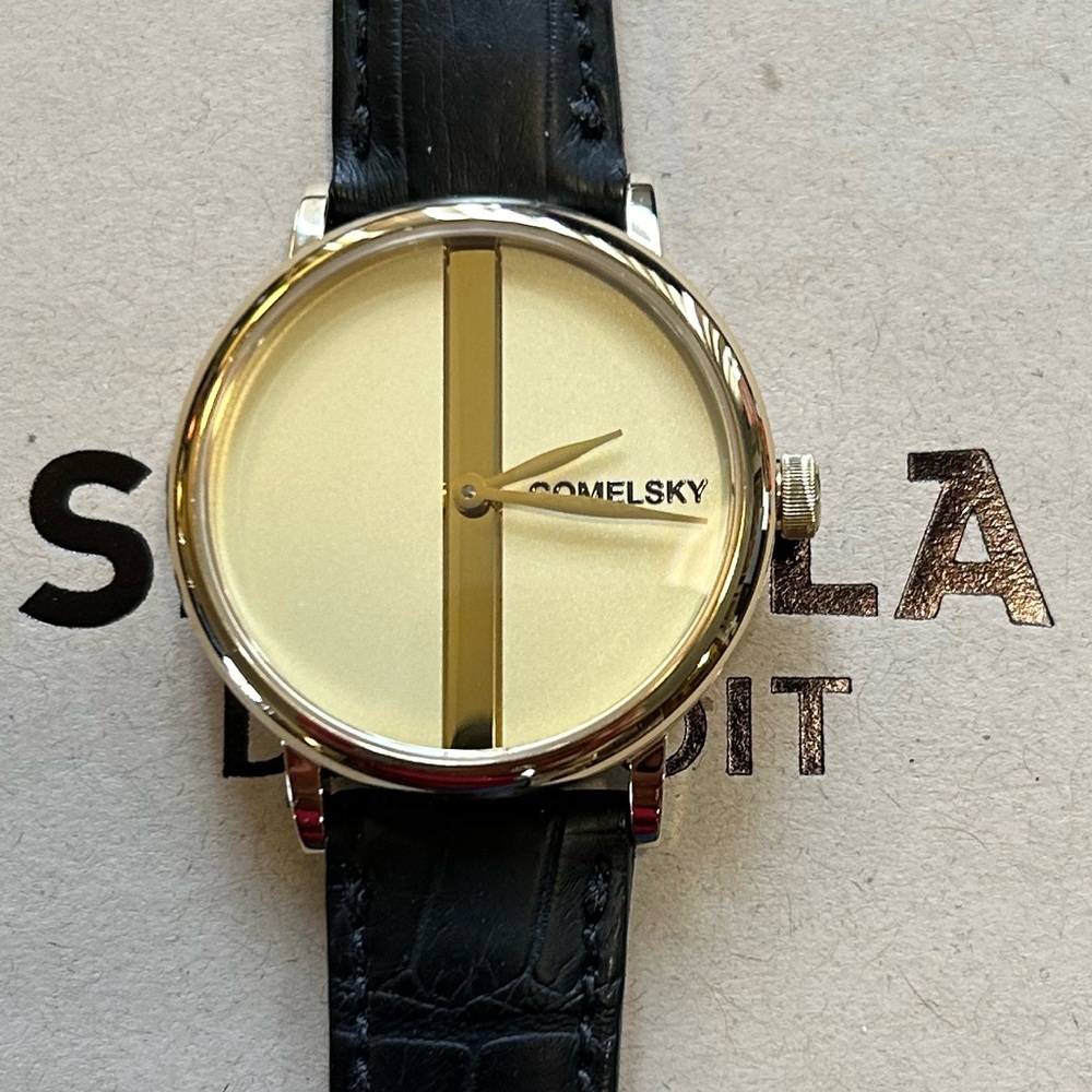 Shinola Gomelsky Watch 32mm Golden Face & Black Leather Band
